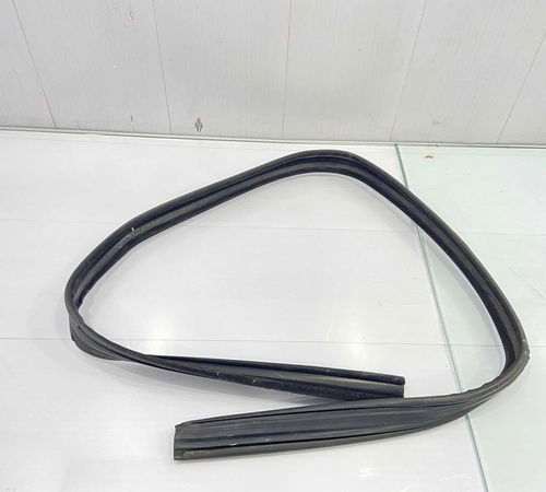 Borracha Canaleta Dianteira Esquerda Chevrolet Celta 2007/15