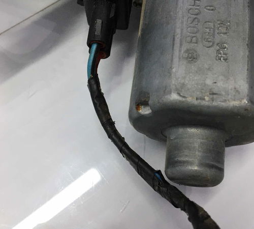Máquina De Vidro Dianteiro Direito Chevrolet Corsa 2003/2011