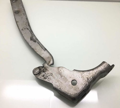 Dobradiça Esquerda Capô Dianteiro Fiat Punto 2008/2018