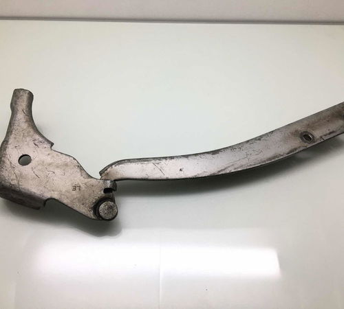 Dobradiça Direita Capô Dianteiro Fiat Punto 2008/2018
