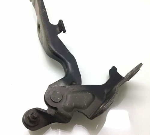 Dobradiça Direita Capô Dianteiro Chevrolet Cruze 2012/2017