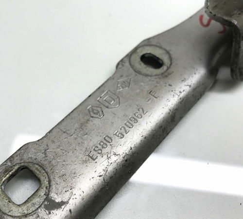 Dobradiça Lado Direito Capô Dianteiro Renault Sandero 08/14