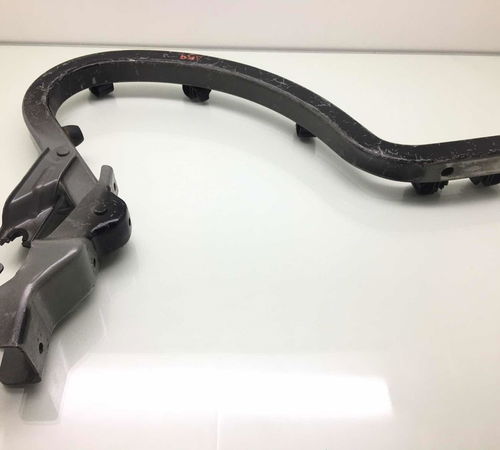 Dobradiça Direita Capô Dianteiro Chevrolet Cruze Sedan 12/17