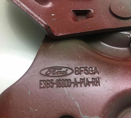 Dobradiça Direita Capô Dianteiro Ford Ka 2014/2021
