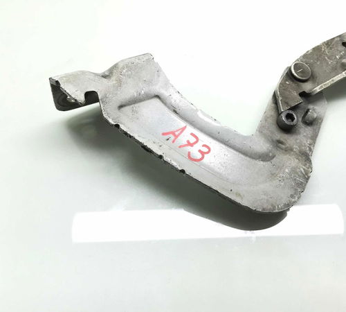 Dobradiça Lado Direito Capô Dianteiro Renault Kangoo 11/18