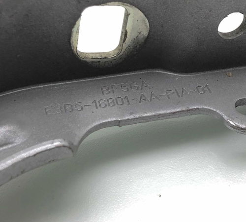 Dobradiça Esquerda Capô Dianteiro Ford Ka 2013/2021