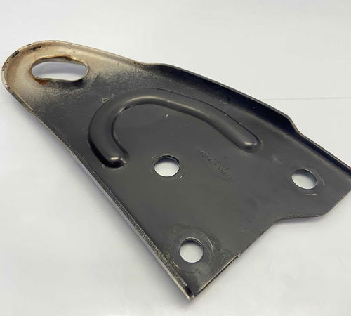 Suporte Travessa Radiador Direito Jac J3 2011/2013