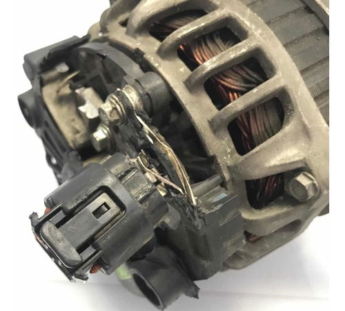 Alternador Com Detalhe Hyundai I30 2009/2012
