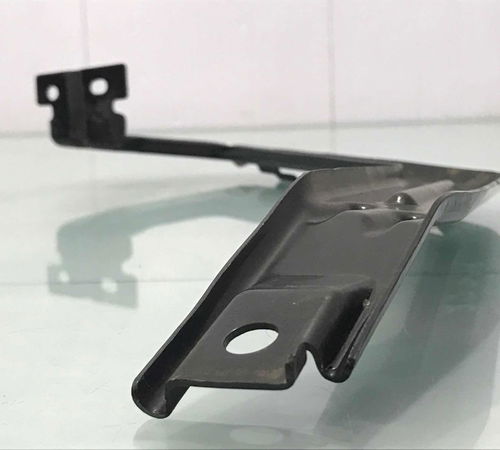 Suporte Guia Farol Lado Esquerdo Hyundai Hb20 2013/2019
