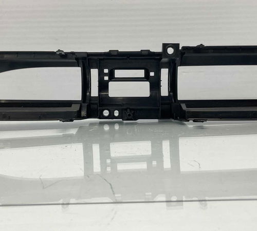 Moldura Difusor Central Toyota Hilux 2022