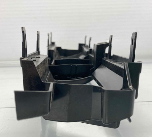 Moldura Difusor Central Toyota Hilux 2022