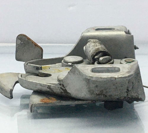 Fechadura Capô Dianteiro Volkswagen G3/g4 2001/2009