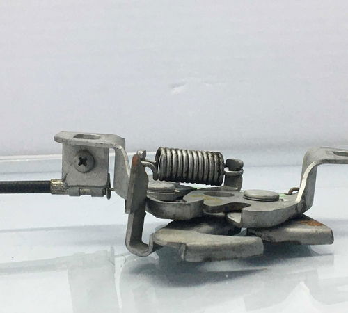 Fechadura Capô Dianteiro Volkswagen G3/g4 2001/2009