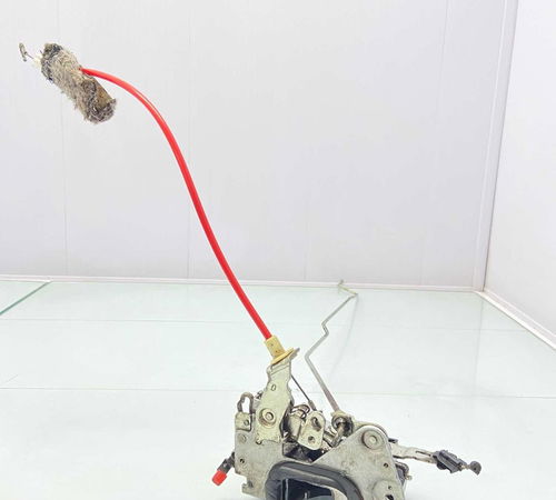 Fechadura Porta Dianteira Esquerda Vw  S...