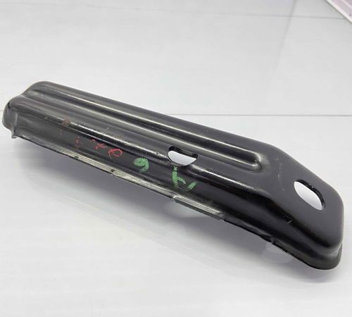 Suporte Travessa Radiador Audi A6 2013/2016