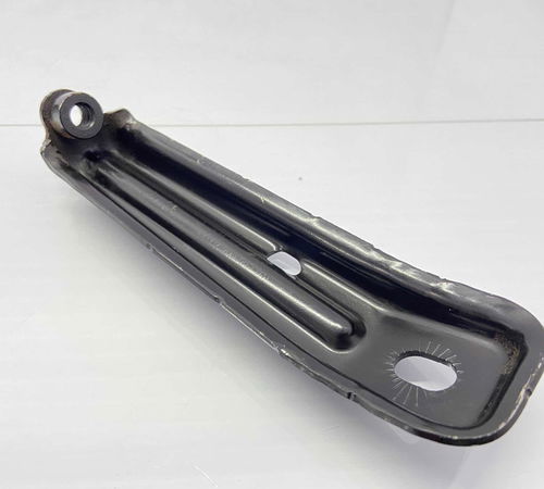 Suporte Travessa Radiador Audi A6 2013/2016