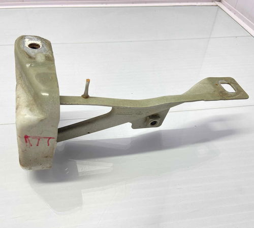 Suporte Pará-lama Esquerdo Renault Kangoo 2011/2018