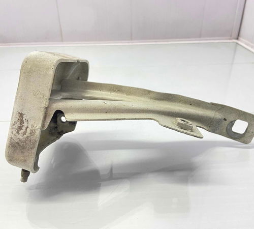 Suporte Pará-lama Esquerdo Renault Kangoo 2011/2018