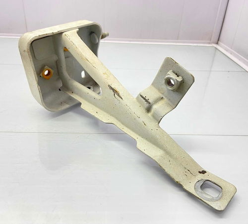 Suporte Pára-lama Direito Renault Kangoo 2011/2018