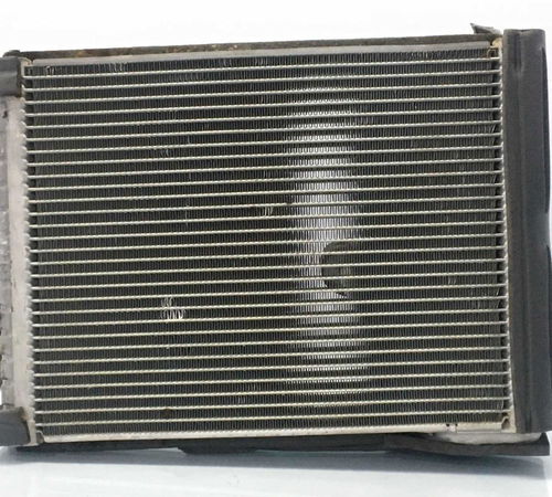 Radiador Caixa Ventilação Chevrolet Onix 2013/2019
