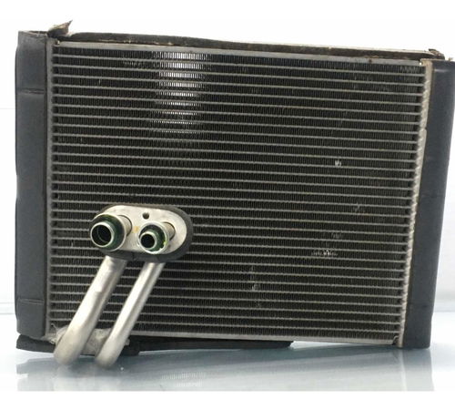 Radiador Caixa Ventilação Chevrolet On...