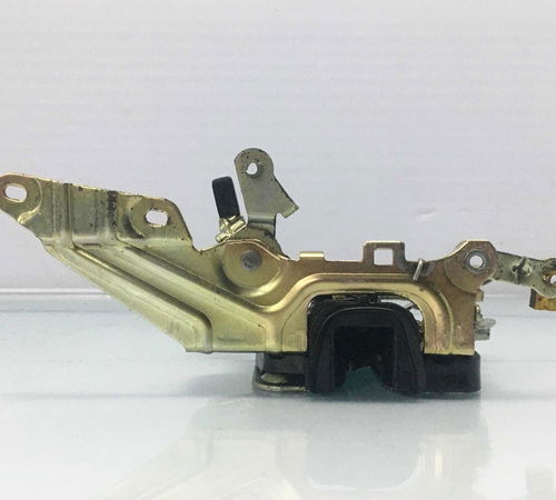 Fechadura Dianteira Chevrolet Corsa 1998/2010