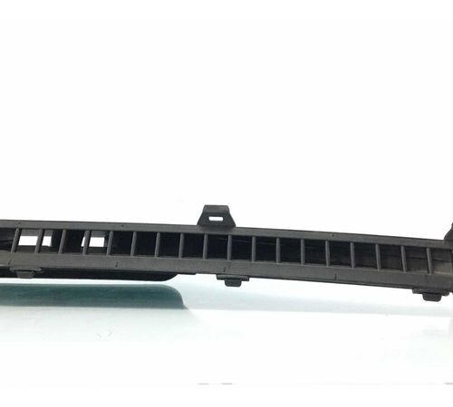 Difusor De Ar Para-brisa Toyota Hilux 2022
