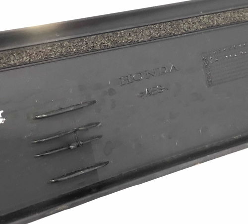 Moldura Coluna Porta Traseira Esquerda Honda Fit 2009/2014