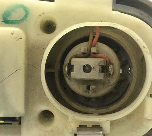Luz Interna Cortesia Ford New Fiesta 2015/2021