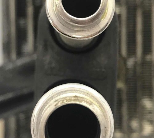 Radiador Caixa Ventilação Fiat Idea 2011/2018
