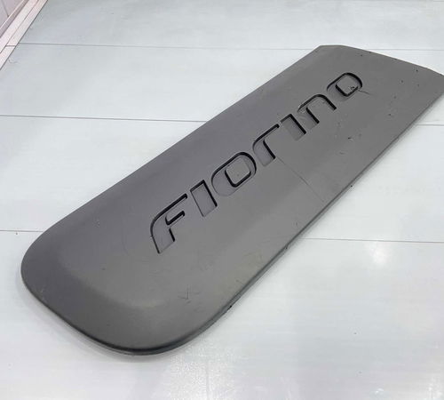 Moldura Lateral Traseira Direita Fiat Fi...