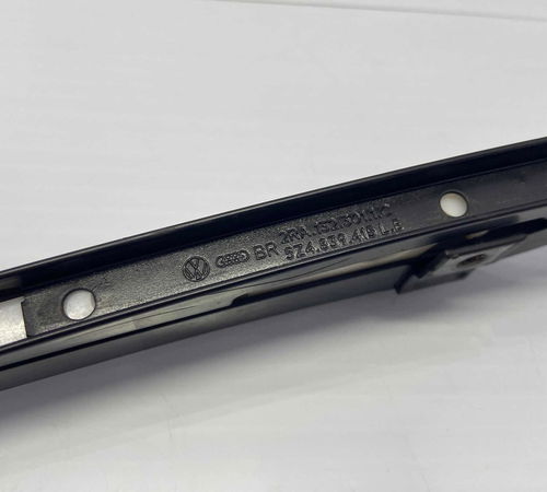 Guia Canaleta Vidro Traseiro Esquerdo Volkswagen Fox 2010/14