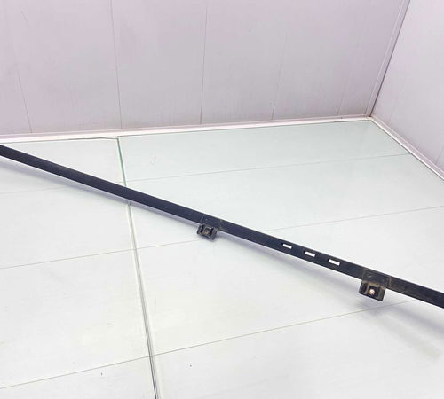 Guia Canaleta Vidro Traseira Esquerda Gm Zafira 2003/2012