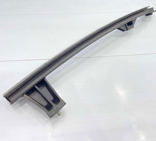 Guia Canaleta Porta Traseira Direita Hyundai I30 2009/2012