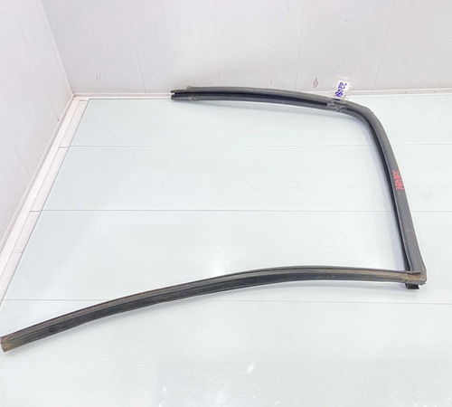 Borracha Canaleta Traseira Esquerda Renault Clio 2013/2016