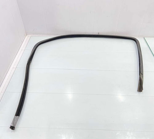 Borracha Canaleta Dianteira Direita Ford...