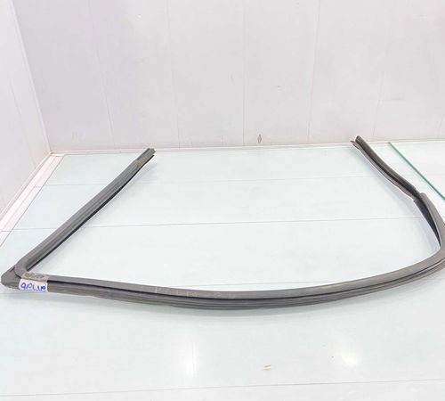 Borracha Canaleta Dianteira Direita Fiat Palio 2004/2016