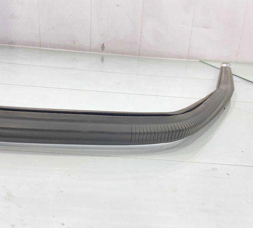 Borracha Canaleta Dianteira Direita Gm Corsa 2003/2011
