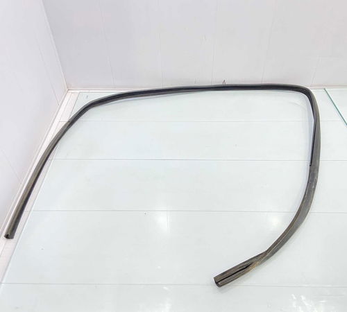 Borracha Canaleta Dianteira Direita Gm C...