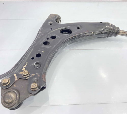 Bandeja Balança Direita Volkswagen Polo 2003/2012