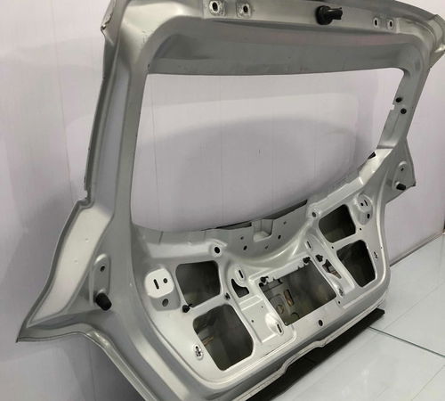 Capô Tampa Traseira Chevrolet Onix 2017/2019 Com Detalhes