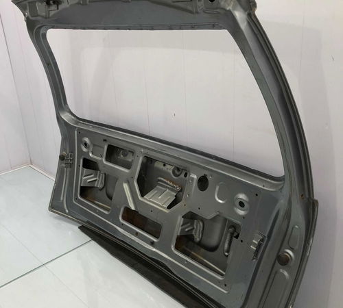 Capô Tampa Traseira Chevrolet Corsa Wagon 1999/2002