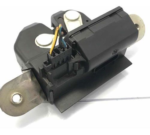 Fechadura Capô Tampa Traseira Fiat Idea Adventure 2011/2018