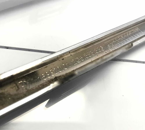 Moldura Refletor Olho De Gato Direito Vw Nivus 2020/2023