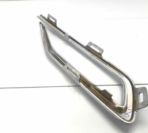 Moldura Refletor Olho De Gato Esquerdo Vw Nivus 2020/2023
