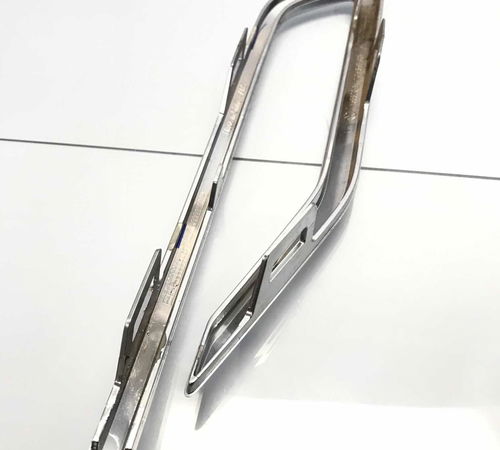 Moldura Refletor Olho De Gato Esquerdo Vw Nivus 2020/2023