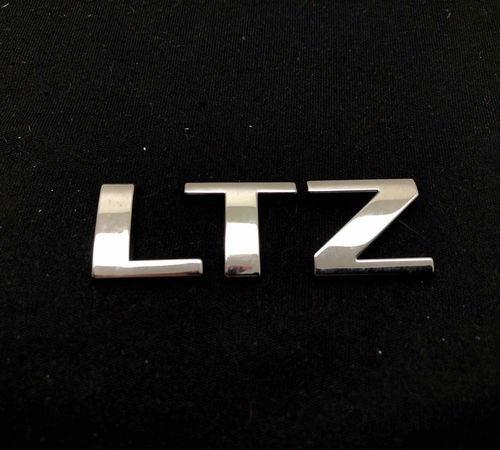 Emblema Ltz Capô Traseiro Chevrolet Onix 2013/2019