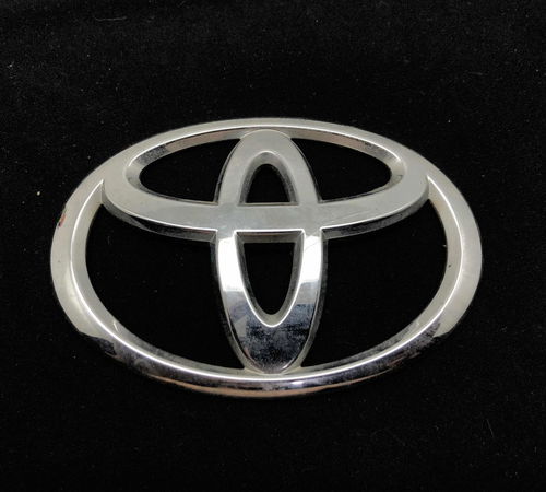 Emblema Logo Capô Traseiro Toyota Etios...