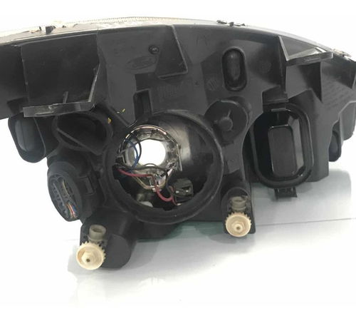 Farol Esquerdo Ford Fiesta 2006/2010