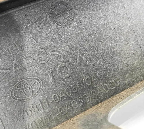 Friso Capô Traseiro Toyota Corolla Cross 2021/2023